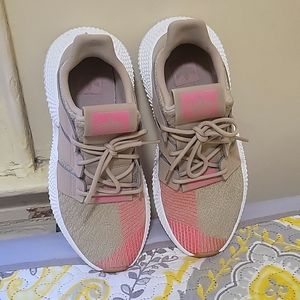 Adidas Prophere men's size 7